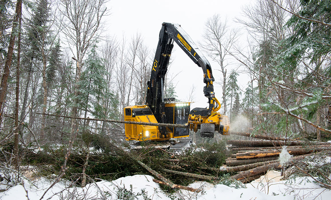 TCi H822E harvester working in the field.