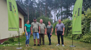 Group photo of Aurox Forestry Machinery team.