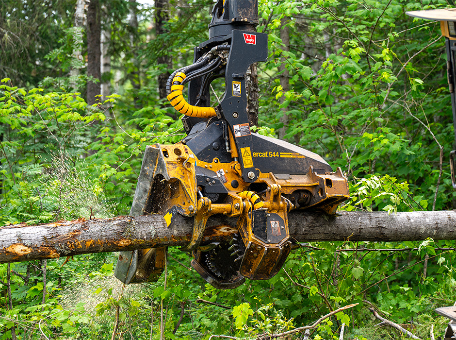 Tigercat 544 harvesting head