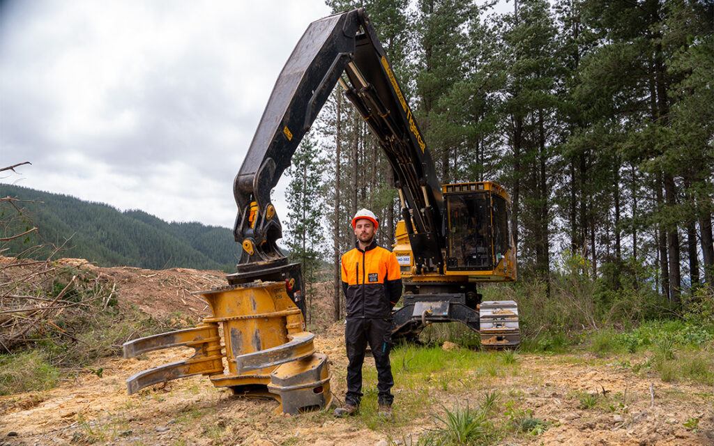 Francisco Sandoval, shovel logger
instructor